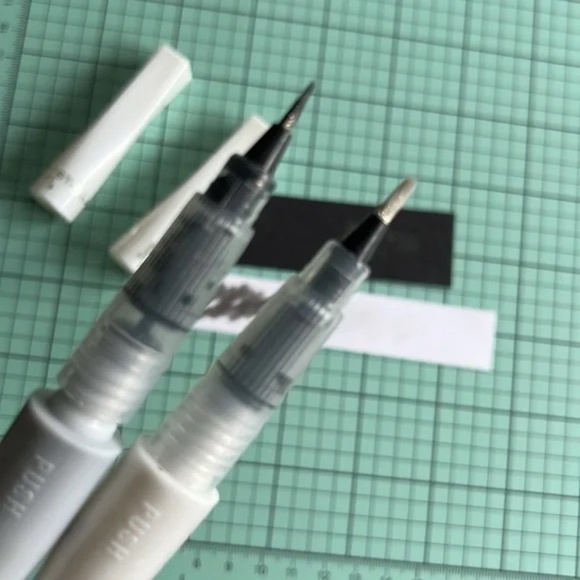 Bundle of accent inks for art craft supply - Picture 4 of 11